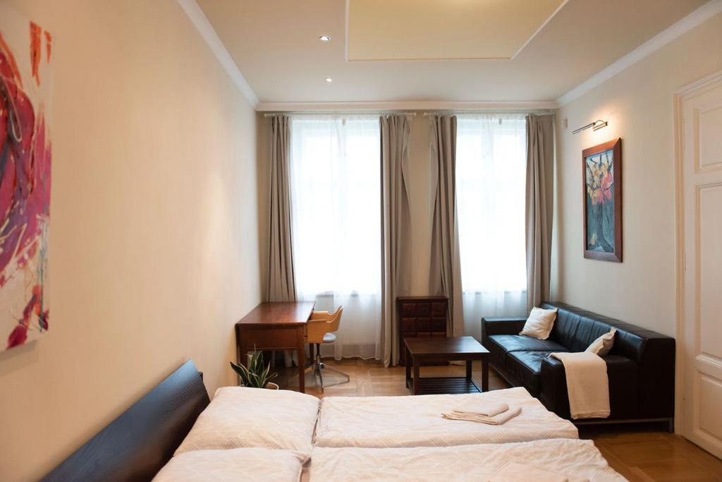 Velky Apartman Pressburg Exterior foto