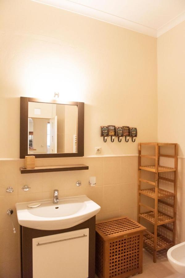 Velky Apartman Pressburg Exterior foto
