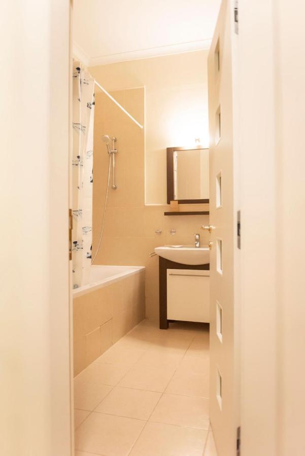 Velky Apartman Pressburg Exterior foto