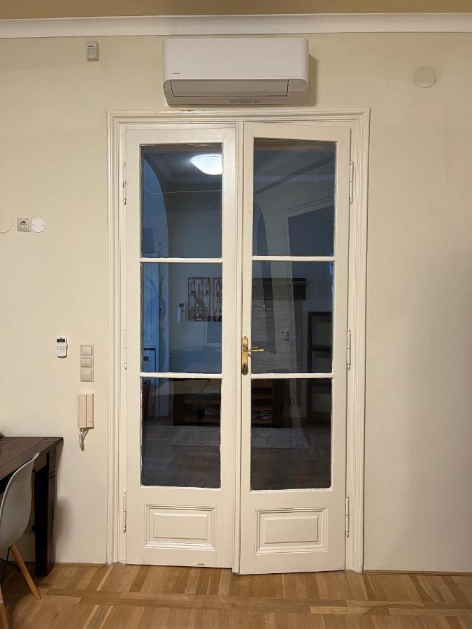 Velky Apartman Pressburg Exterior foto